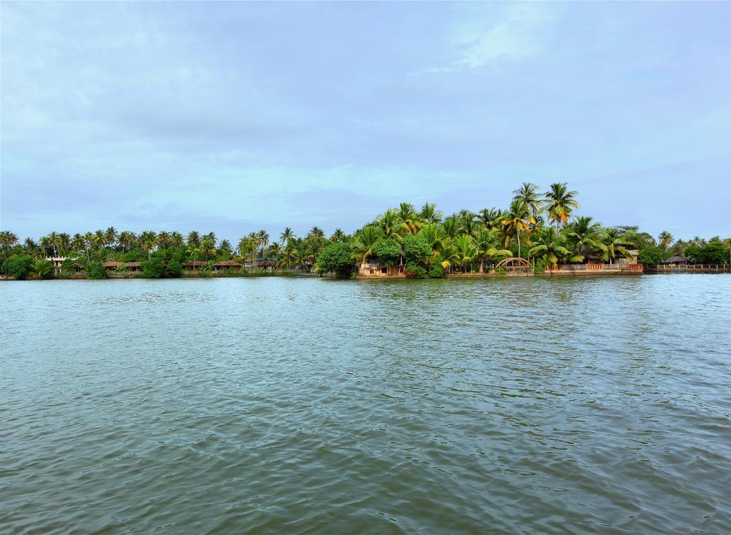 Cherai Beach Resorts Экстерьер фото